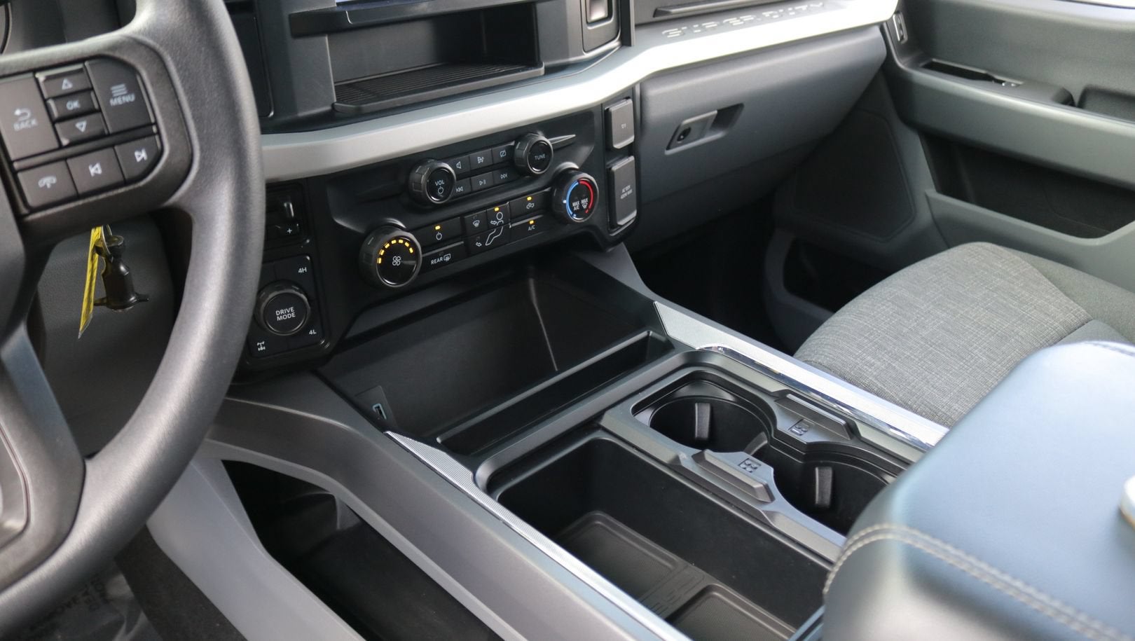 2024 Ford Super Duty F-250 SRW XL