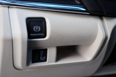 2023 Cadillac CT4 Luxury