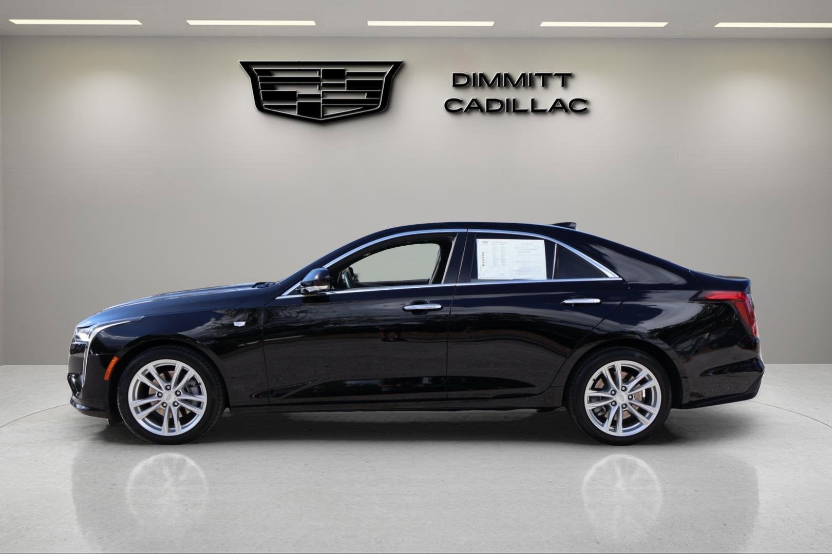 2023 Cadillac CT4 Luxury