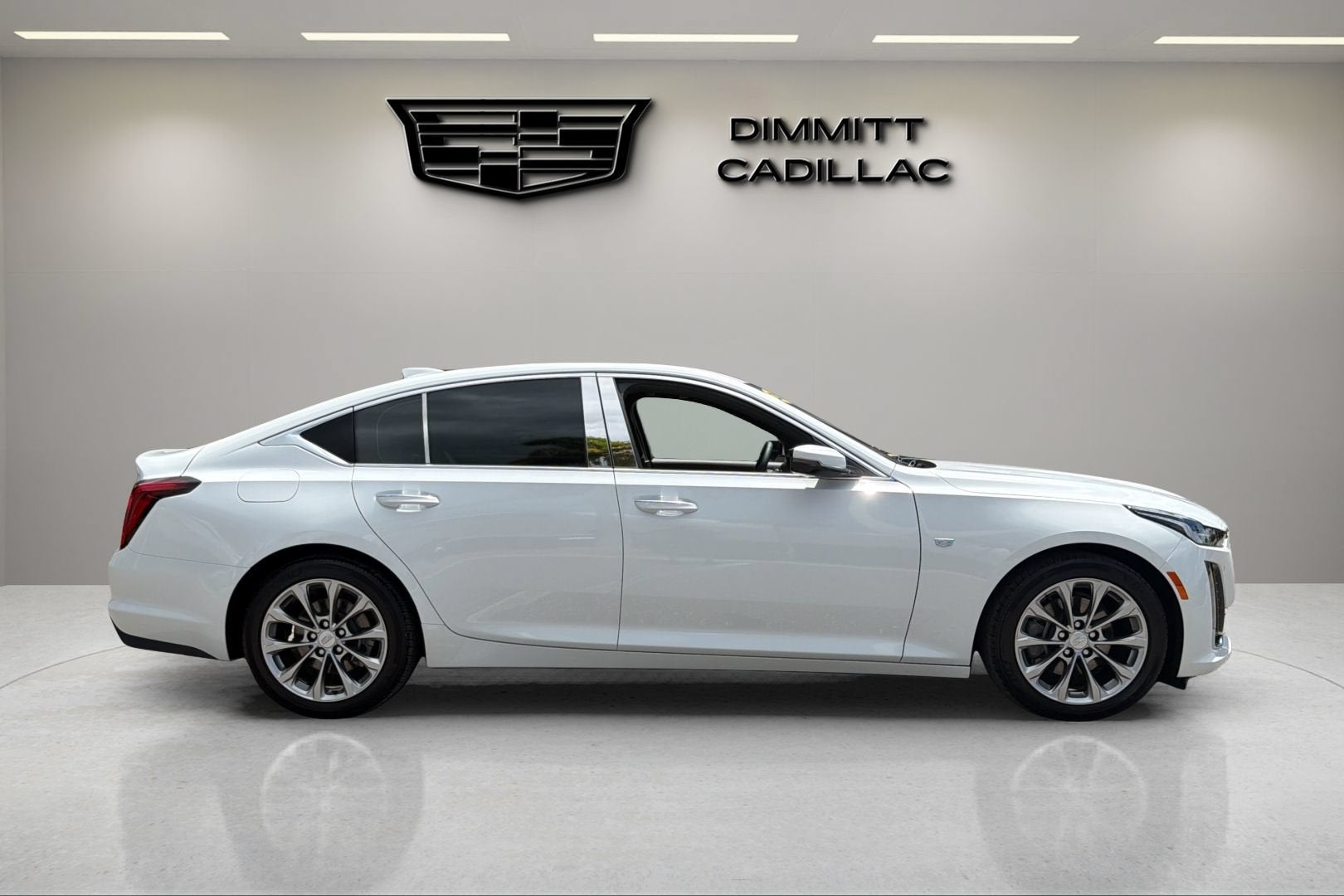 2024 Cadillac CT5 Premium Luxury