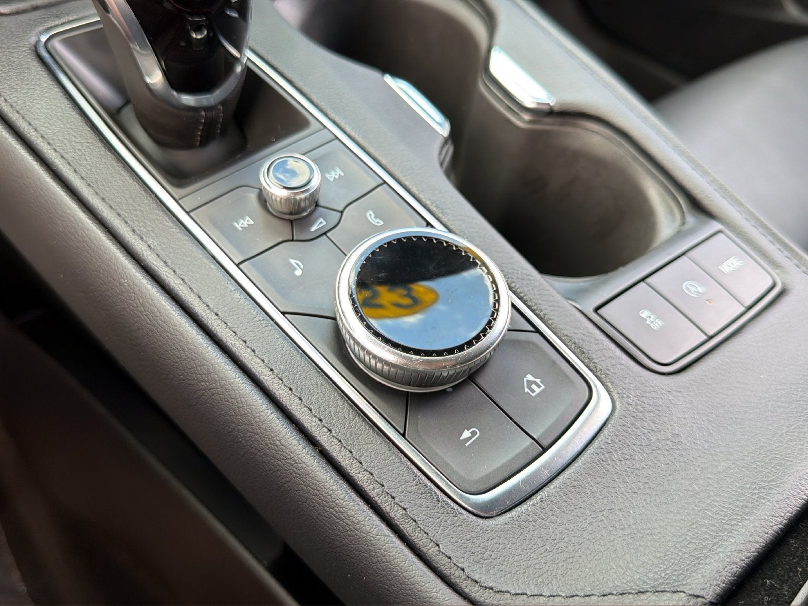 2023 Cadillac XT4 FWD Luxury