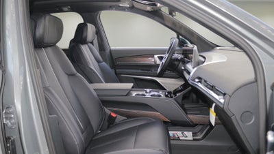 2027 Cadillac VISTIQ Luxury