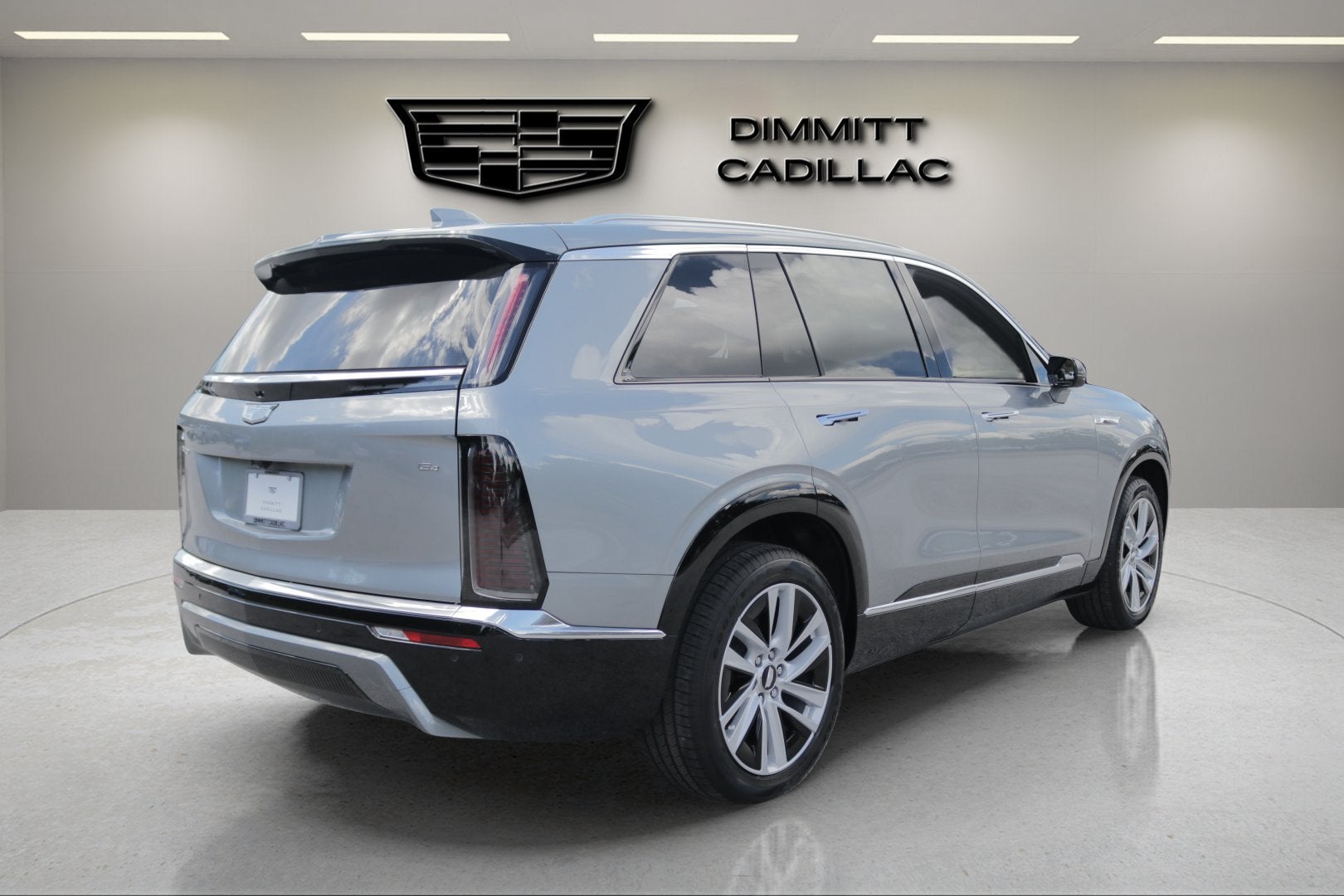 2027 Cadillac VISTIQ Luxury