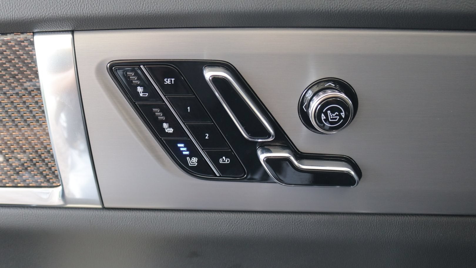 2027 Cadillac VISTIQ Luxury
