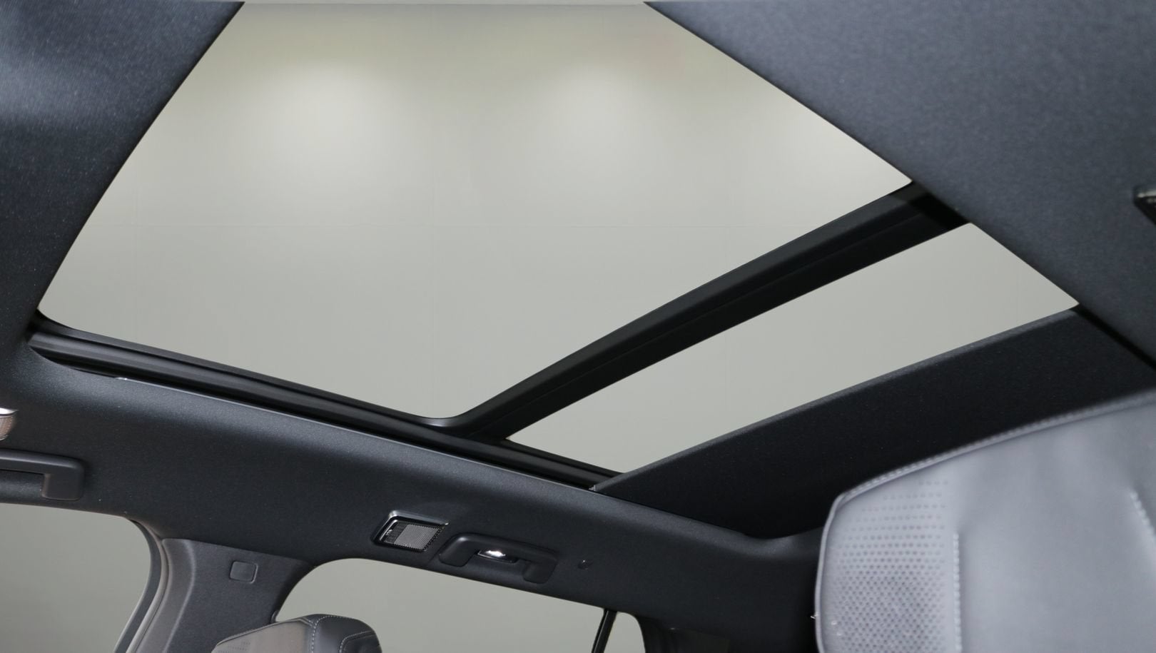 2027 Cadillac VISTIQ Luxury