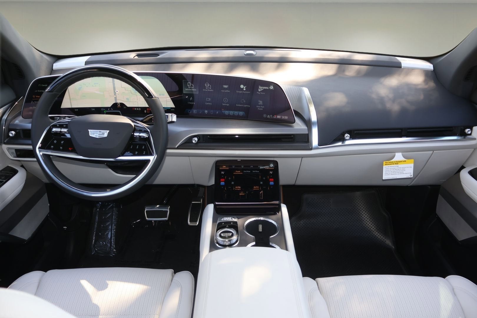 2026 Cadillac VISTIQ Luxury