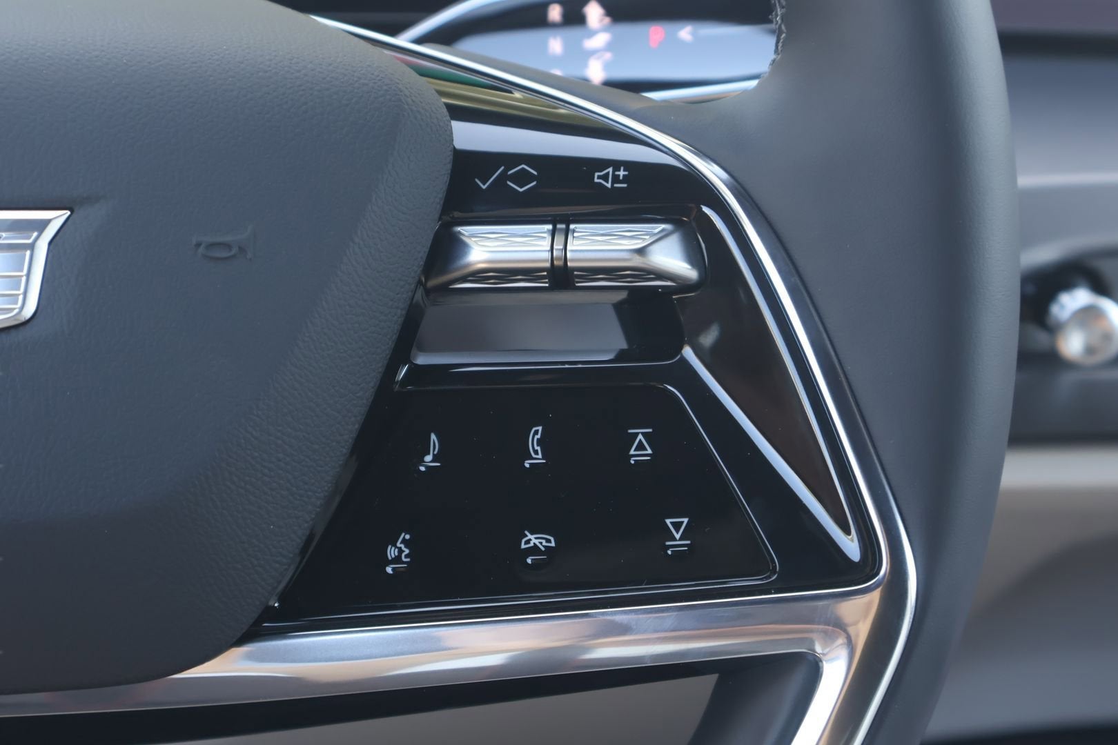 2026 Cadillac VISTIQ Luxury