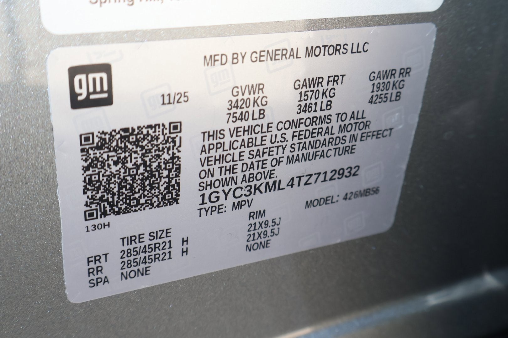 2026 Cadillac VISTIQ Luxury