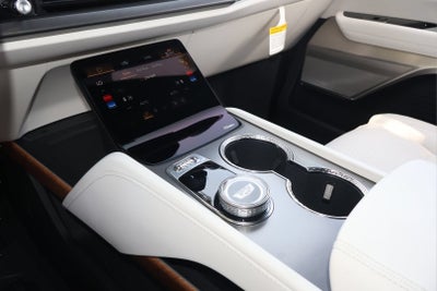 2027 Cadillac VISTIQ Luxury