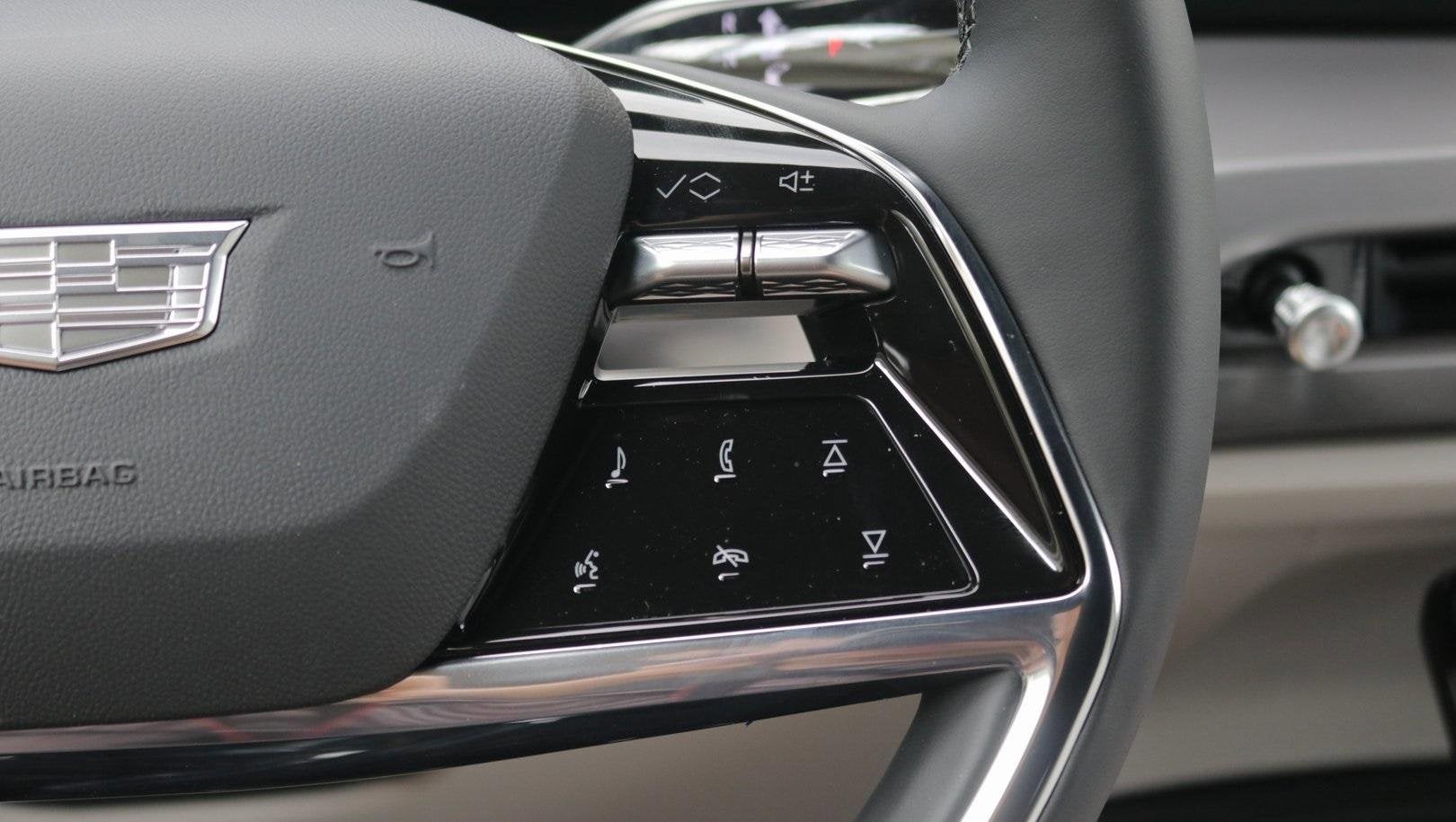 2026 Cadillac VISTIQ Luxury