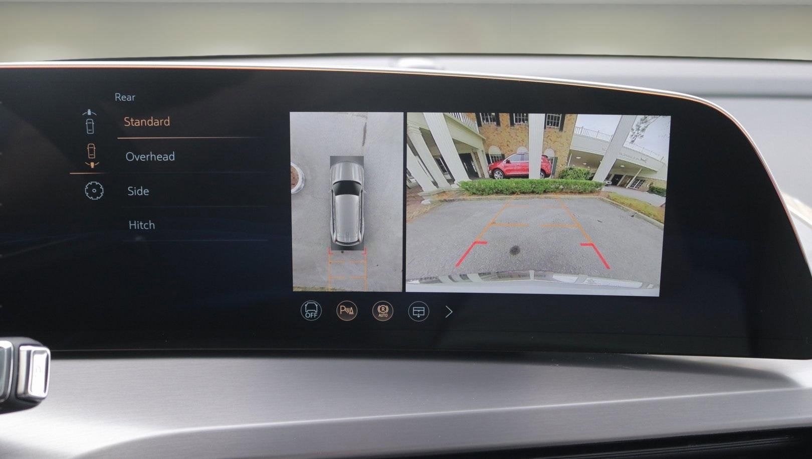 2026 Cadillac VISTIQ Luxury