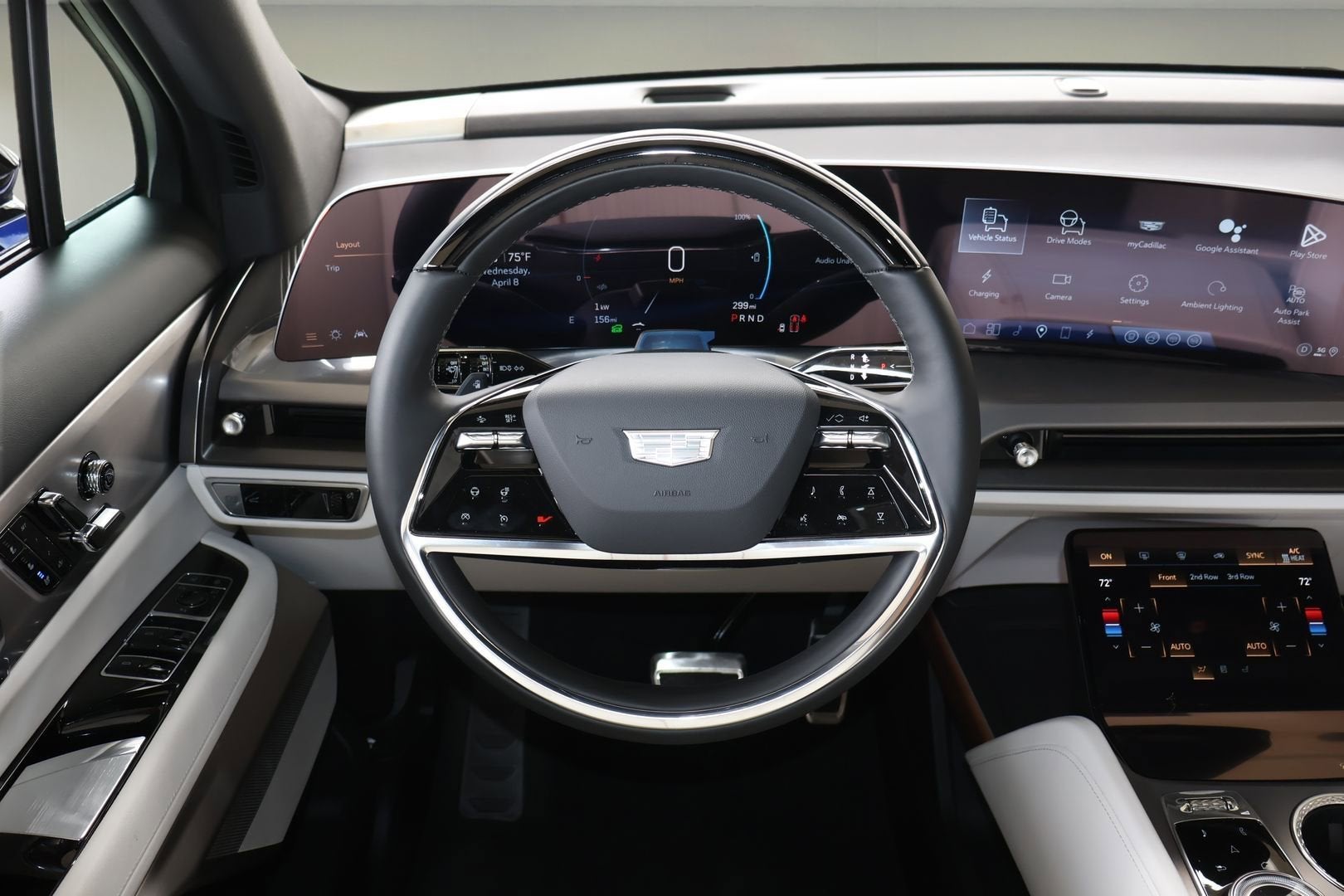 2026 Cadillac VISTIQ Sport