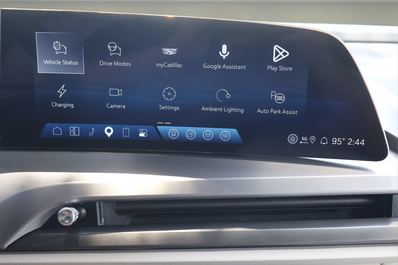 2027 Cadillac VISTIQ Sport
