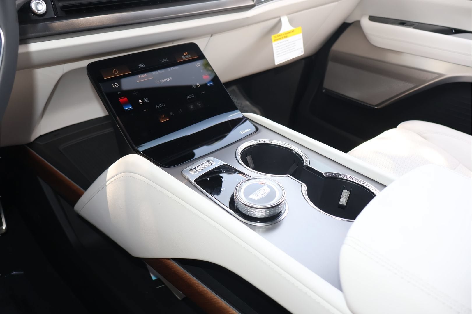 2027 Cadillac VISTIQ Sport