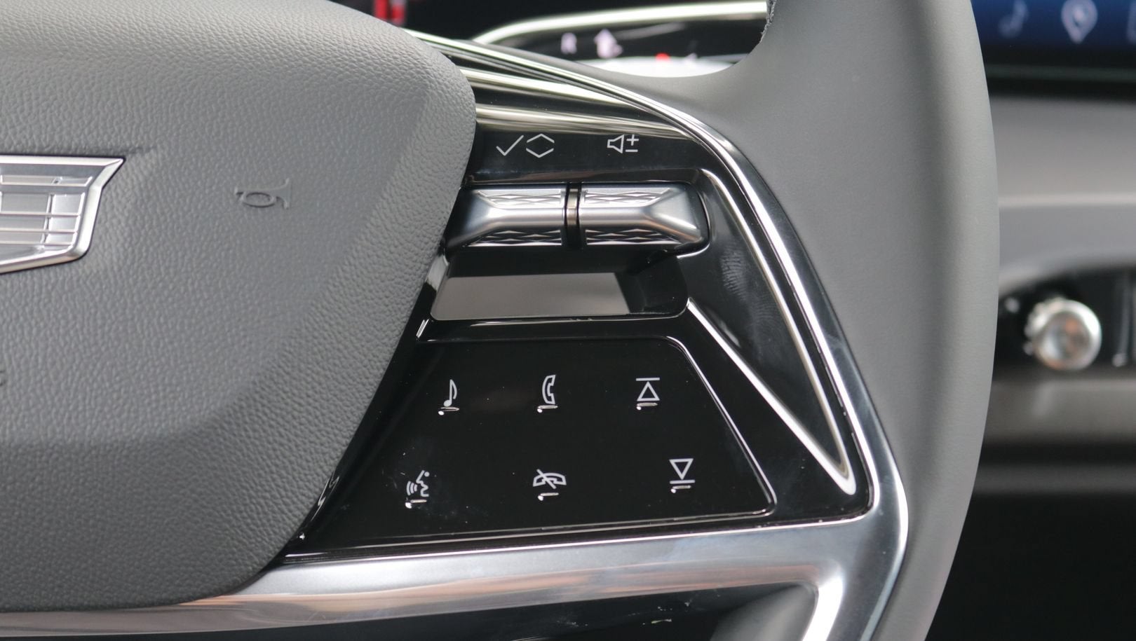2027 Cadillac VISTIQ Sport