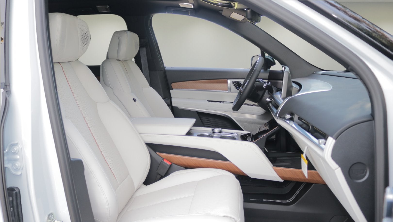 2027 Cadillac VISTIQ Sport