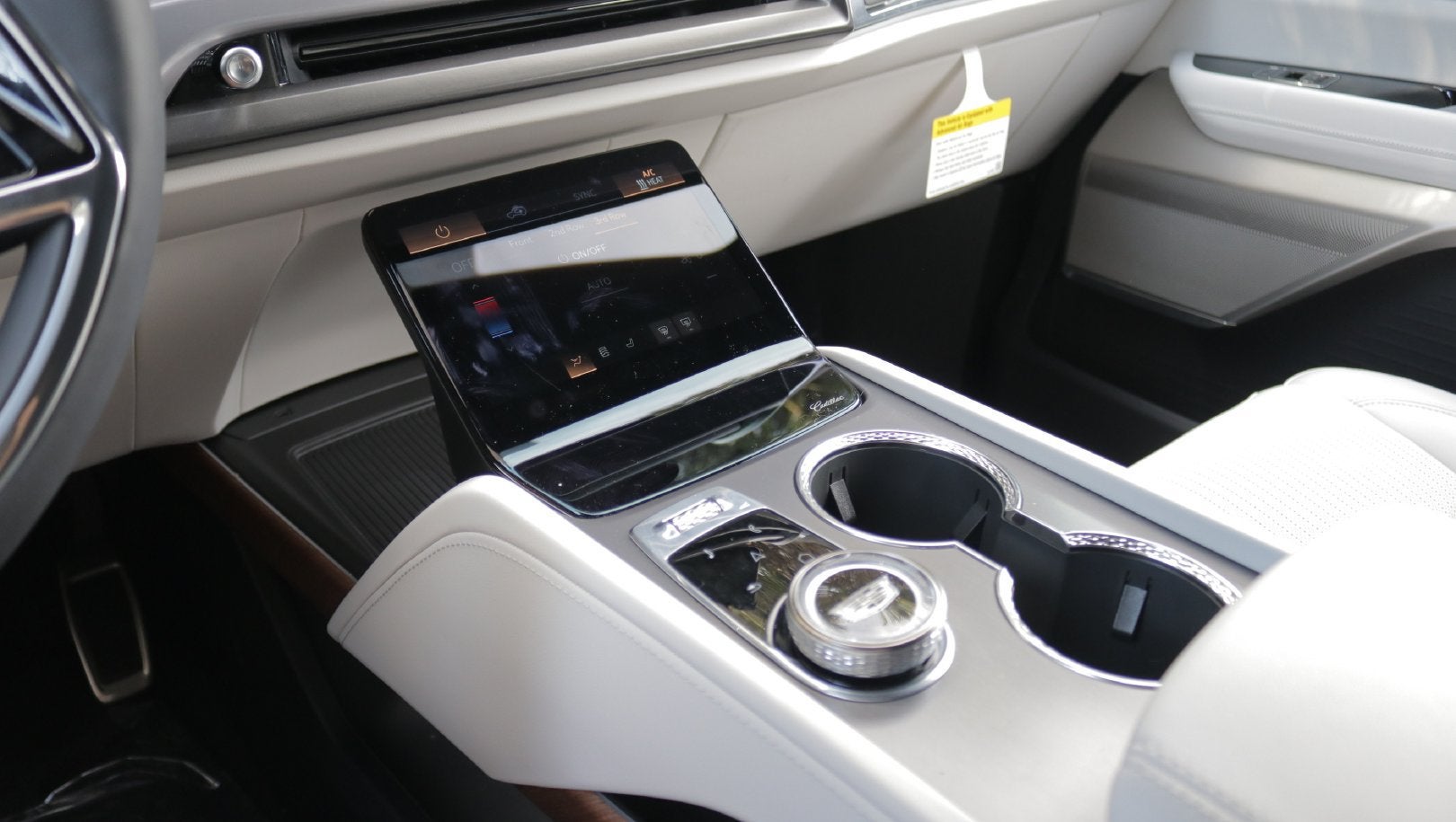 2027 Cadillac VISTIQ Sport
