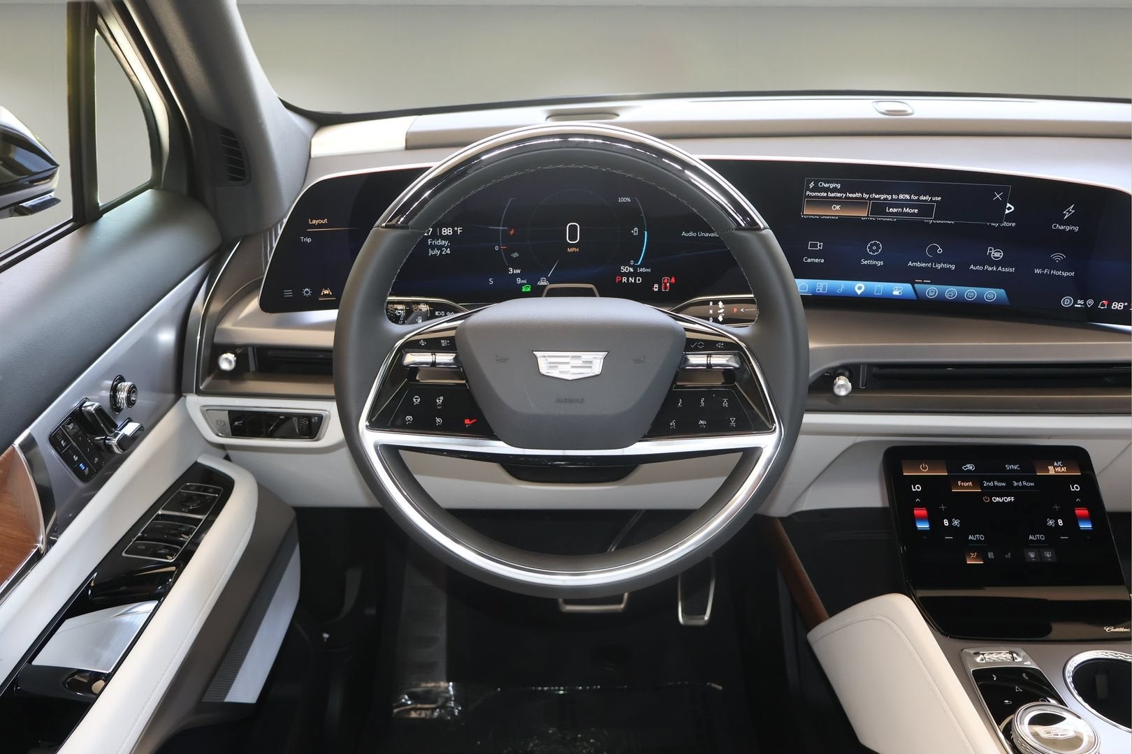2027 Cadillac VISTIQ Sport