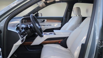 2027 Cadillac VISTIQ Sport