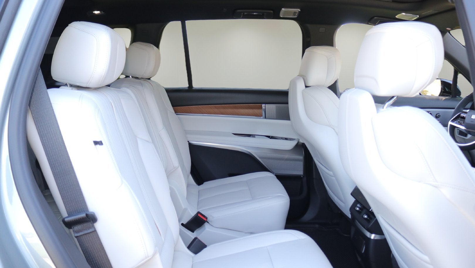2027 Cadillac VISTIQ Sport