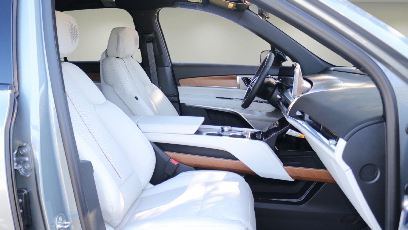 2027 Cadillac VISTIQ Sport