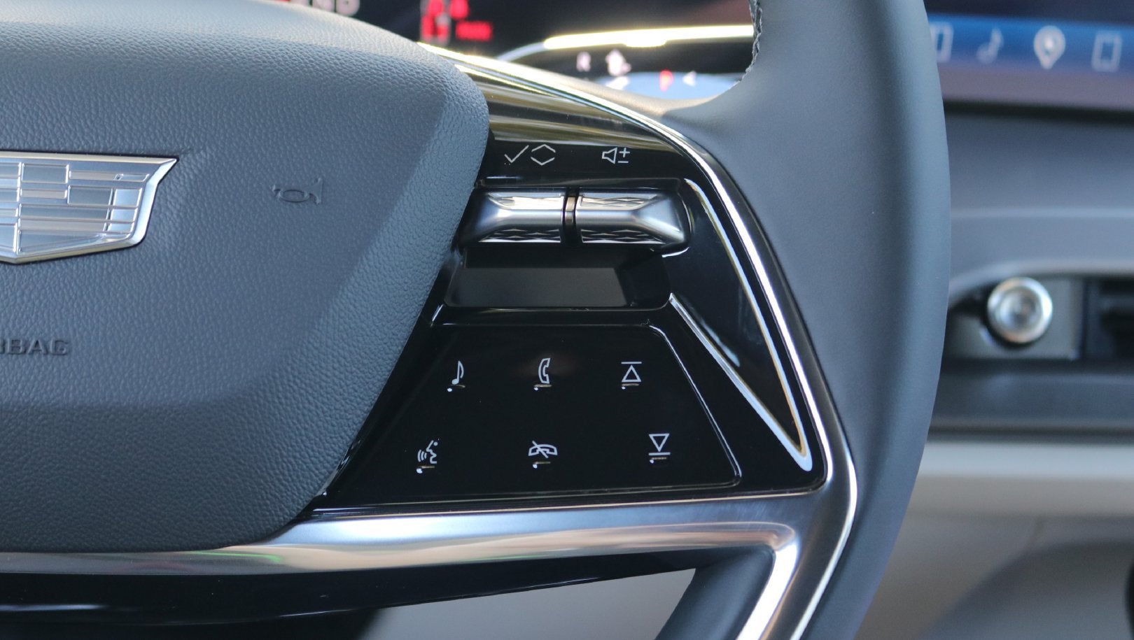 2027 Cadillac VISTIQ Sport