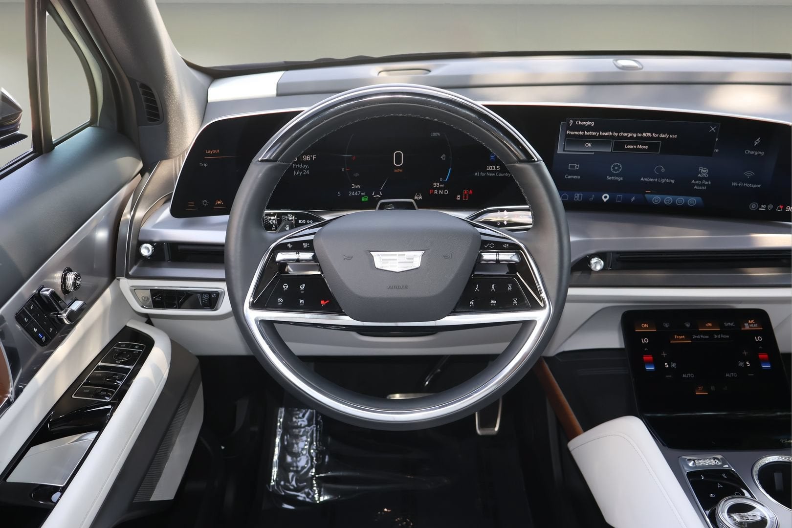 2026 Cadillac VISTIQ Sport
