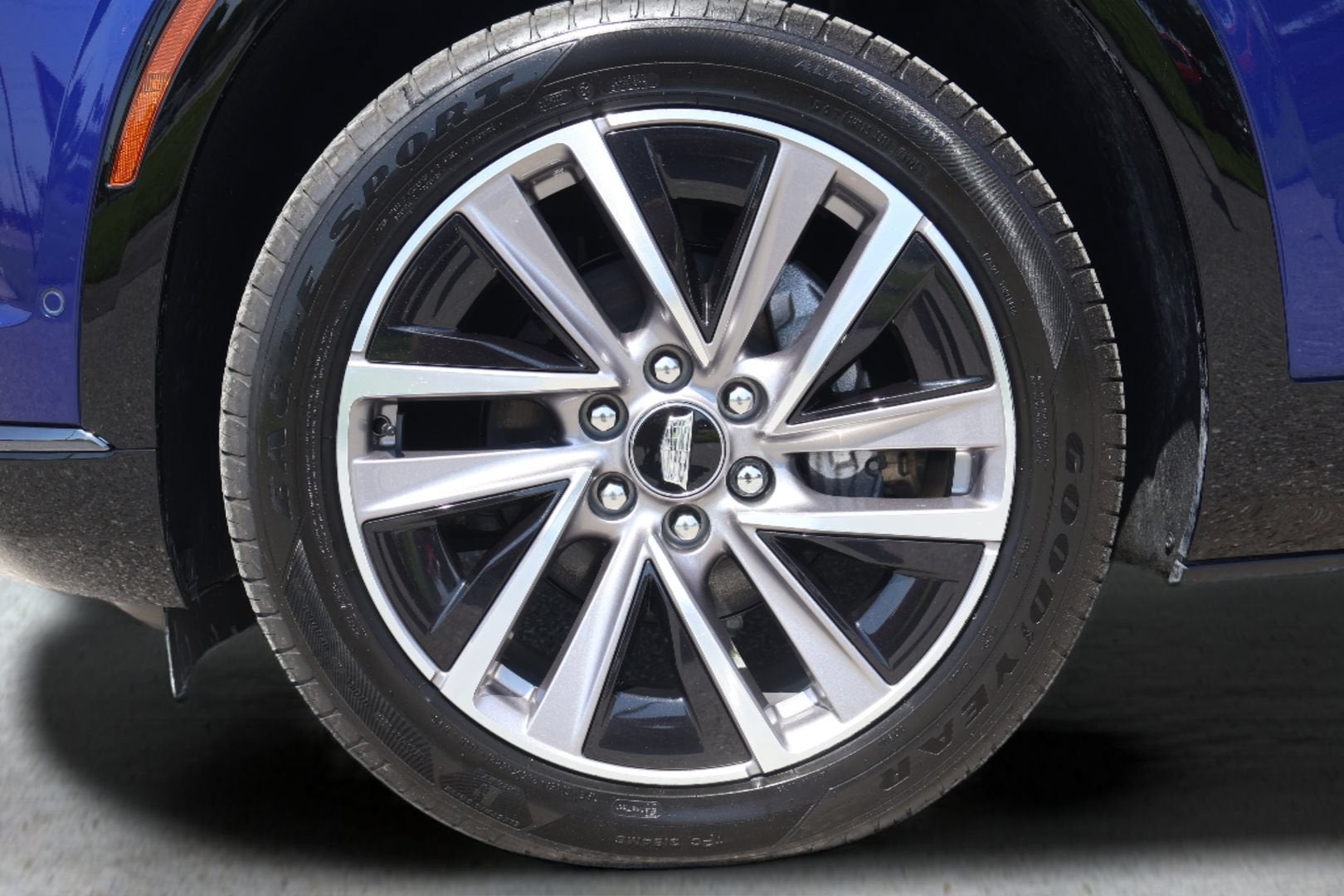 2026 Cadillac VISTIQ Sport