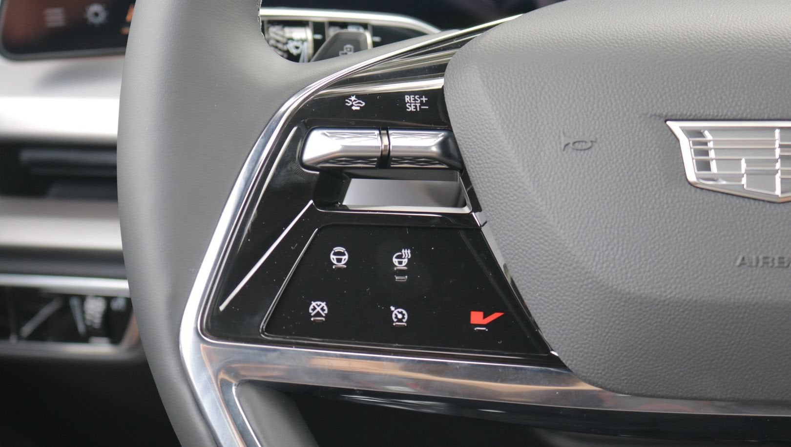 2027 Cadillac VISTIQ Sport
