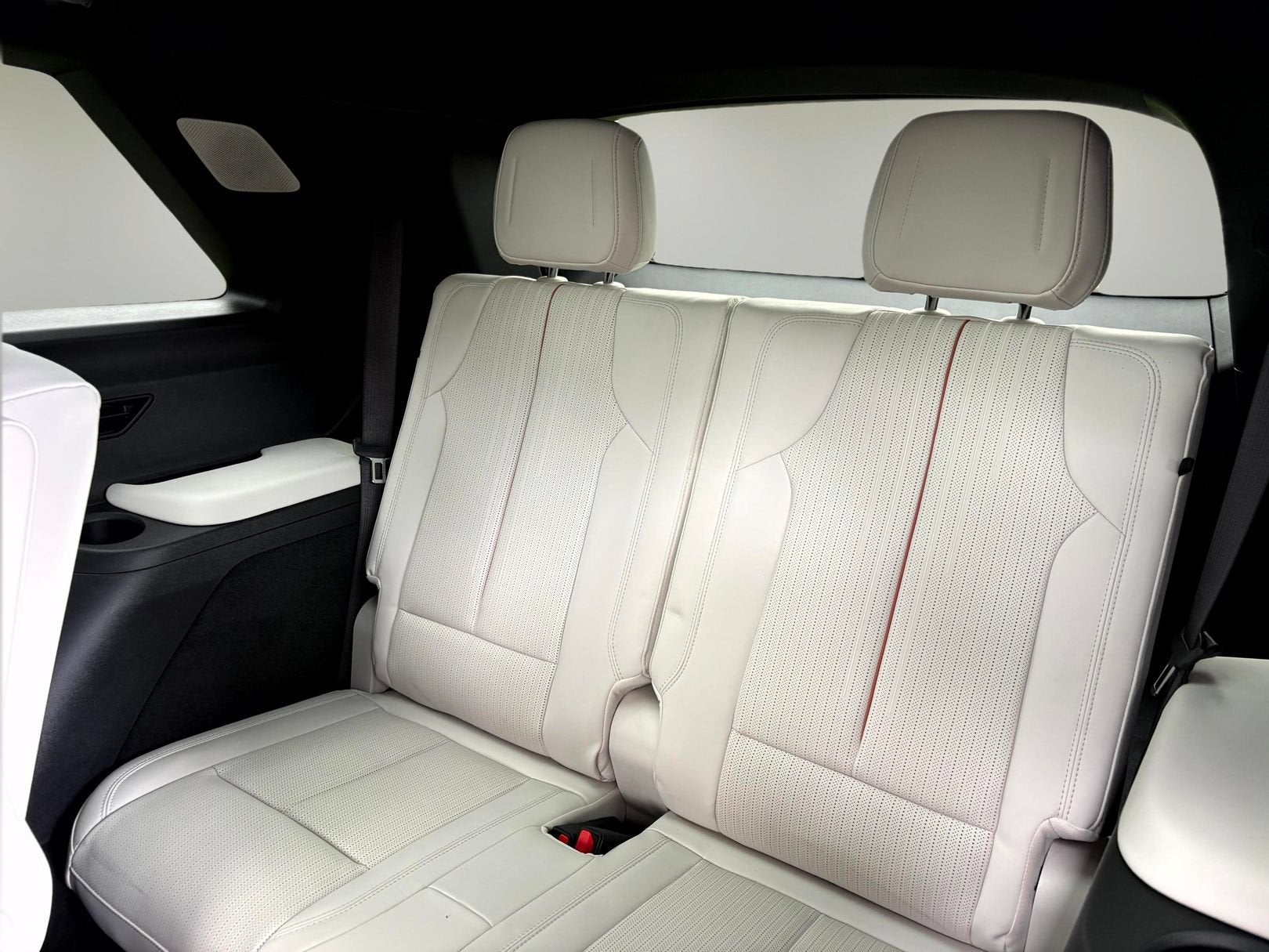 2027 Cadillac VISTIQ Sport