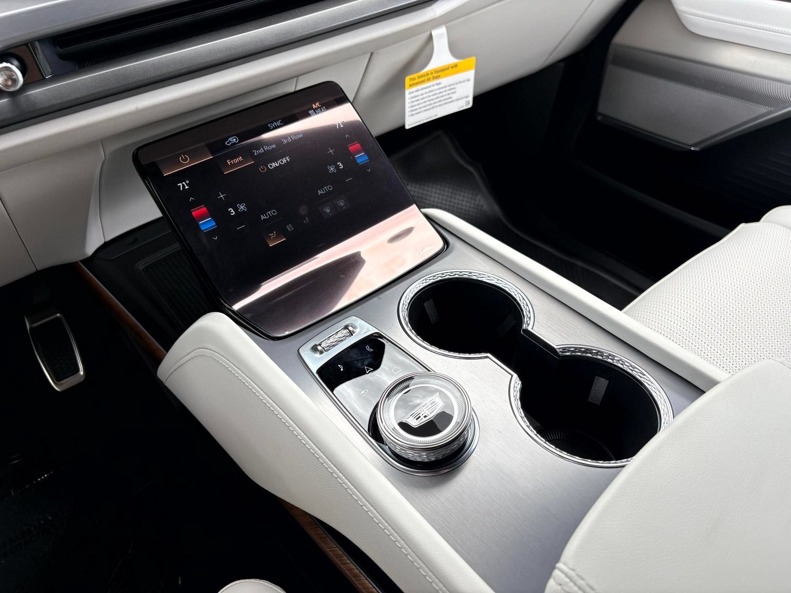 2027 Cadillac VISTIQ Sport