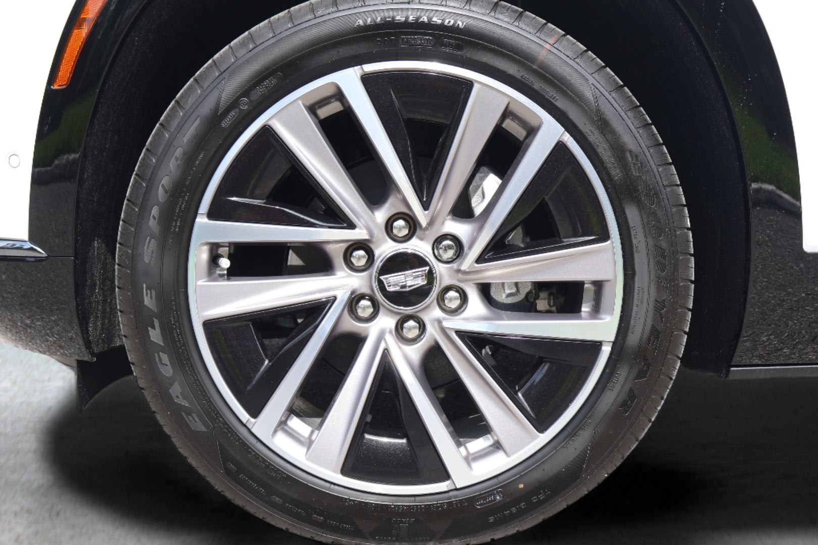 2027 Cadillac VISTIQ Sport