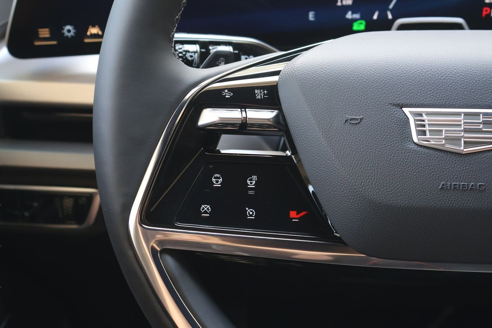 2026 Cadillac VISTIQ Sport