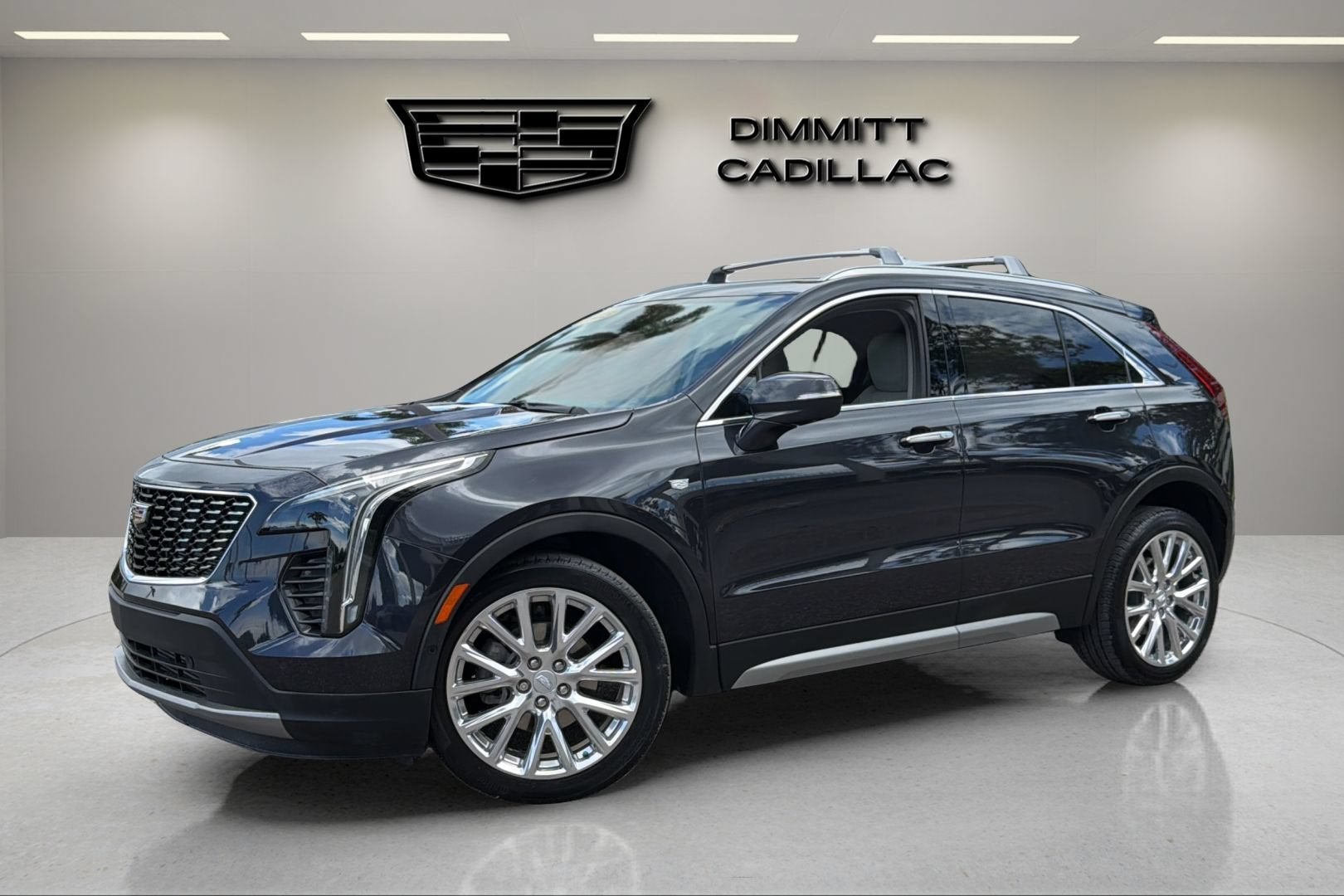 2023 Cadillac XT4 FWD Premium Luxury
