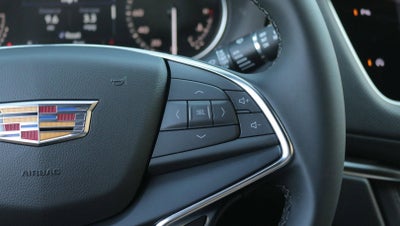 2026 Cadillac XT5 Luxury