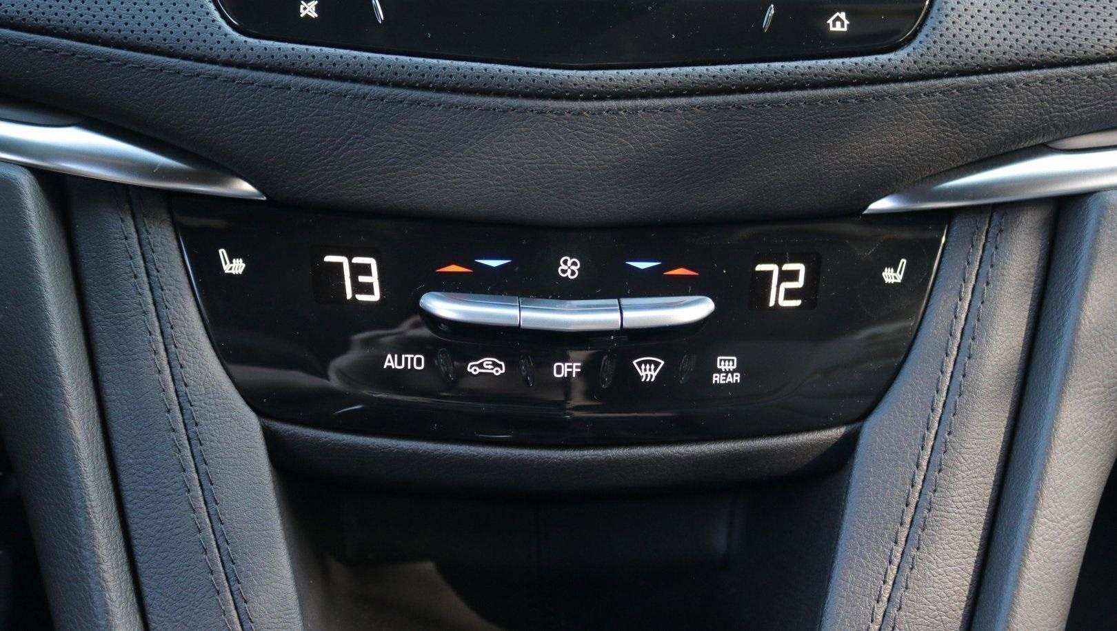 2026 Cadillac XT5 Luxury