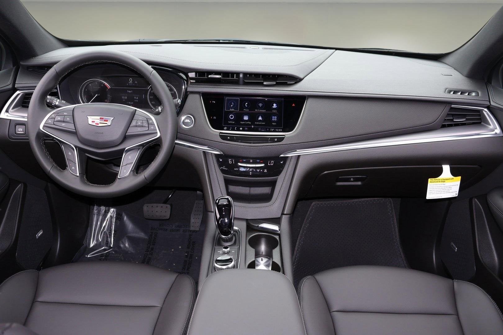 2026 Cadillac XT5 Luxury