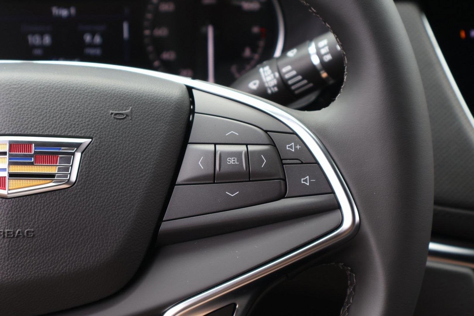 2026 Cadillac XT5 Luxury