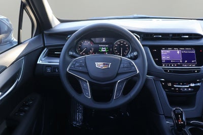 2026 Cadillac XT5 Luxury