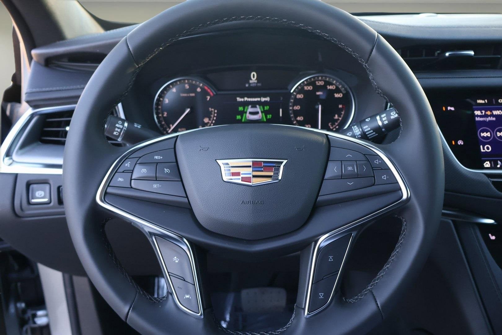 2026 Cadillac XT5 Luxury