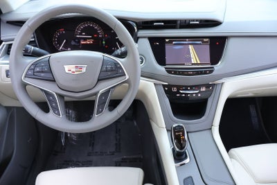 2017 Cadillac XT5 Luxury FWD