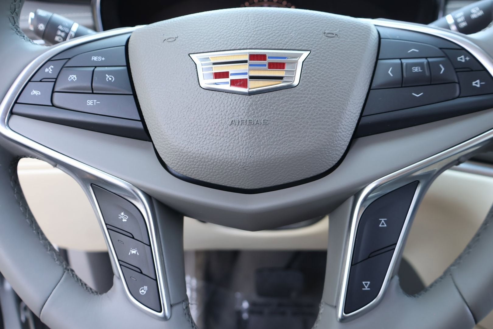 2017 Cadillac XT5 Luxury FWD