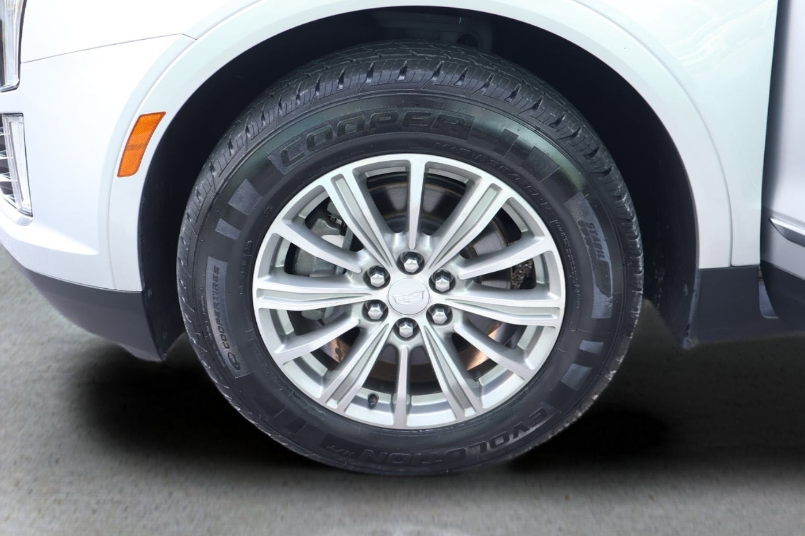 2017 Cadillac XT5 Luxury FWD