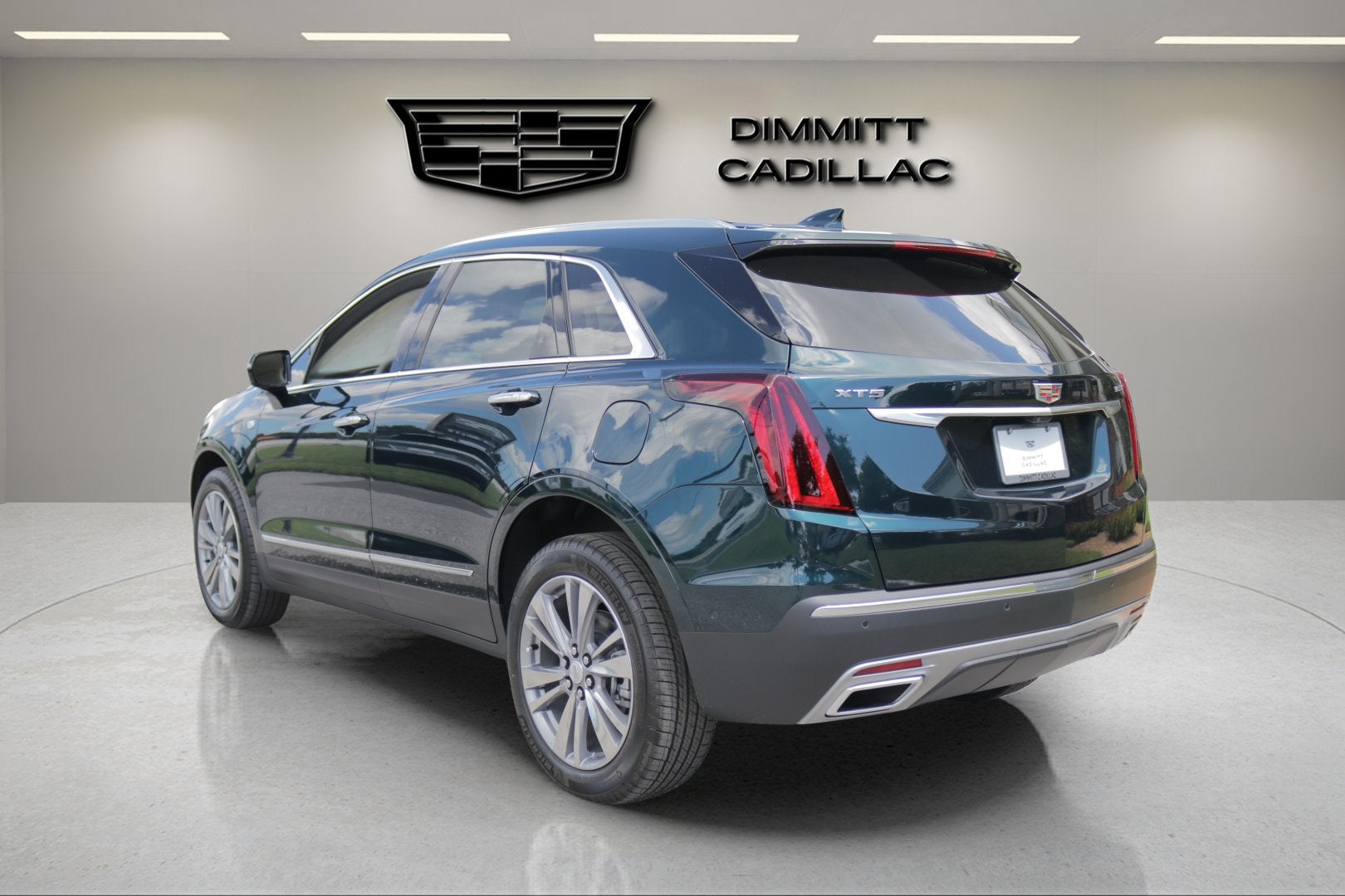 2026 Cadillac XT5 Premium Luxury