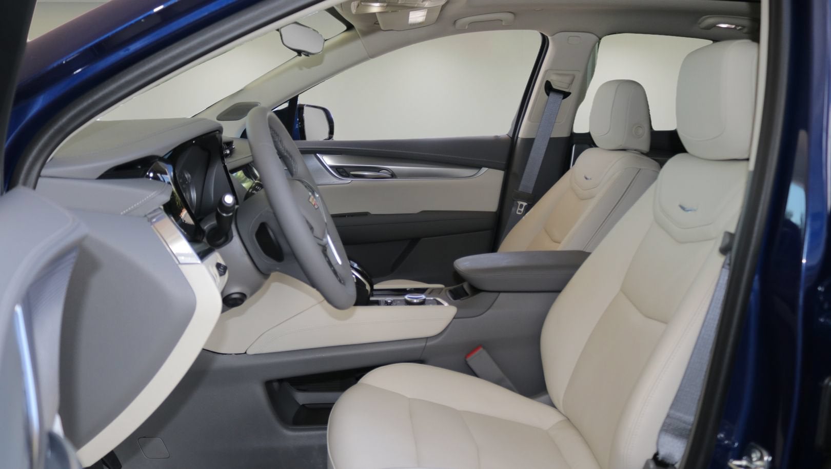 2026 Cadillac XT5 Premium Luxury - Photo 11