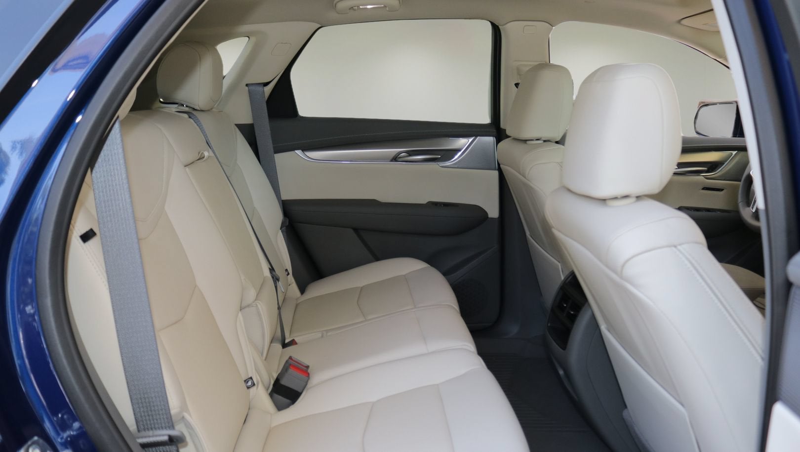 2026 Cadillac XT5 Premium Luxury - Photo 16