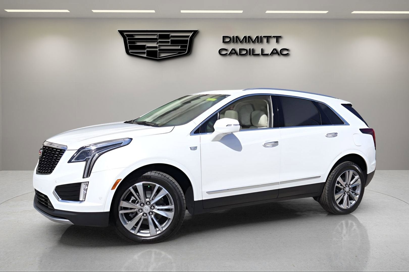 2026 Cadillac XT5 Premium Luxury