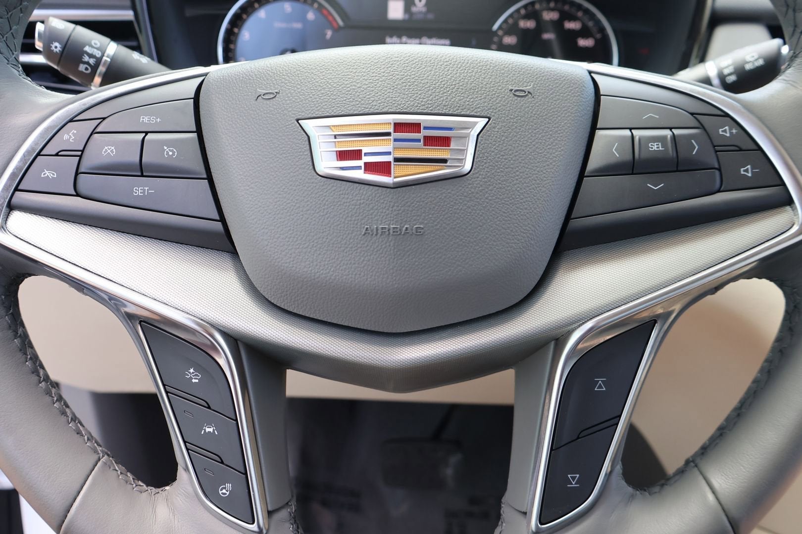 2022 Cadillac XT5 Premium Luxury