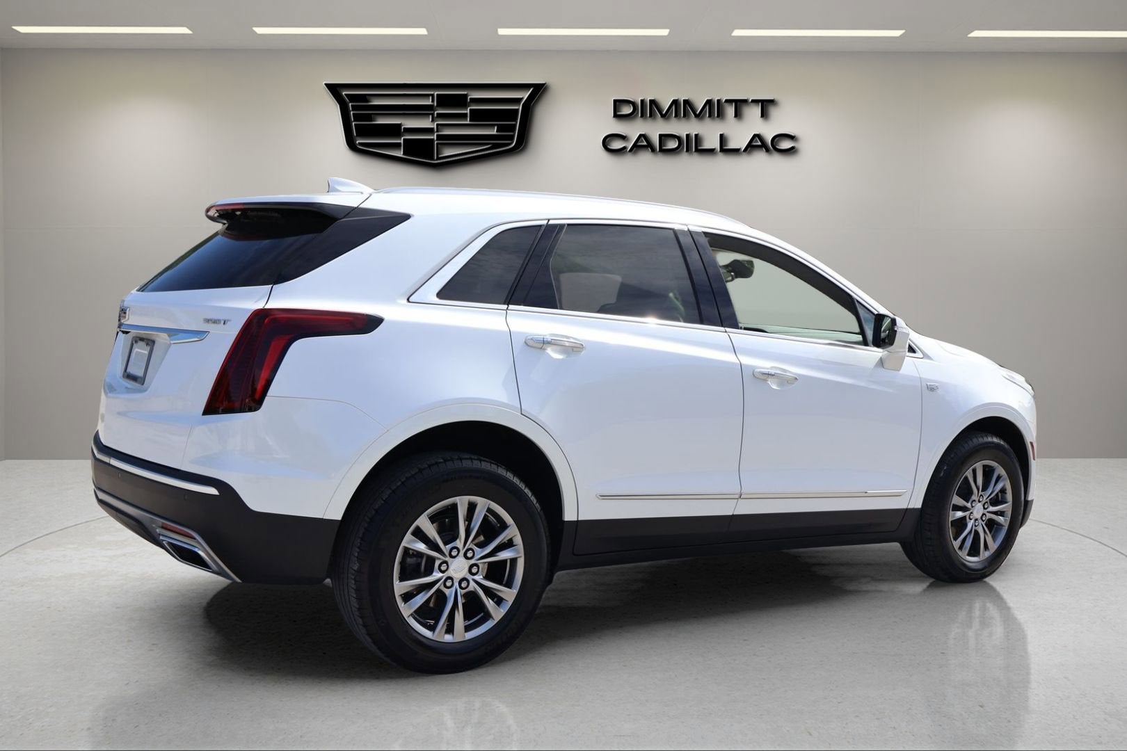 2022 Cadillac XT5 Premium Luxury