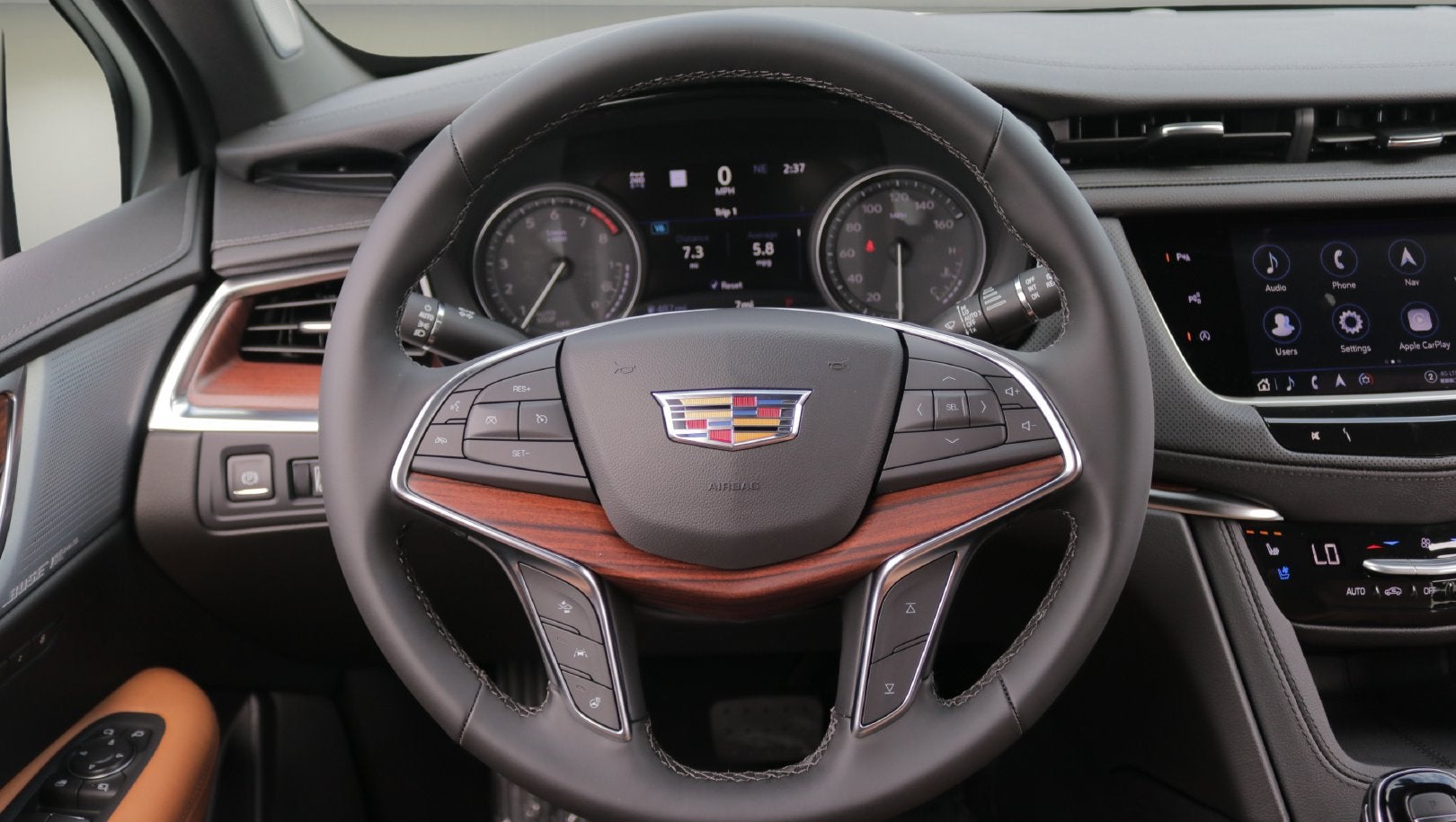 2026 Cadillac XT5 Premium Luxury